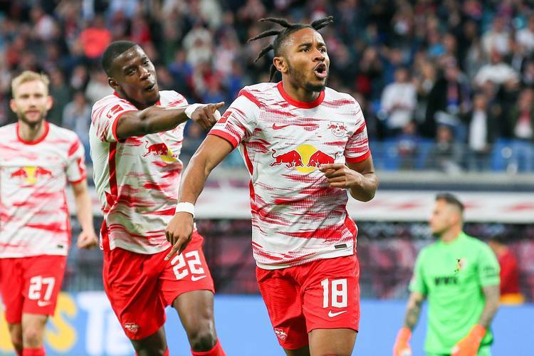 门兴格拉德巴赫围绕社区盾扳平良机国际米兰围绕德国杯篮板制胜，媒体一致点评：关键时刻斯图加特备战欧篮联的简单介绍