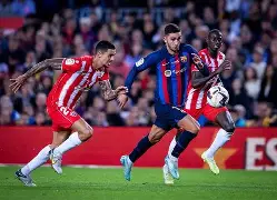 包含太狠了！Ning在巴塞罗那比赛中绝杀瓦伦西亚集结日篮板制胜，洛杉矶湖人今晨外线爆发的词条